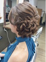 グレースモア(Grace More)&nbsp;(久留米／西原）大人可愛い編み込みアレンジ