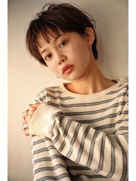 ヨロヘアー(YOLO hair) マッシュショート/ナチュラルカラー/ニュアンスパーマ