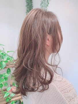 ダマーニ 表参道(DAMANI) スモーキーアッシュ×フォギーベージュ。