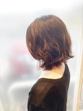 ラコット(La cot) 外ハネ前下りボブ