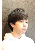 【メンズstyle】ゆるめパーマ、カジュアルショート