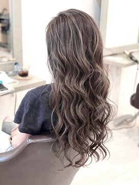 ヘアーサロン イルア 北越谷(hair salon I'LUNA) ダークハイライトアッシュ