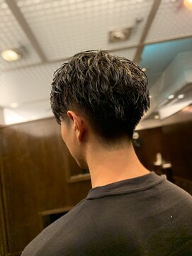 ザバーバー 日本橋高島屋SC(THE BARBER) 4mm ツーブロックショートバック