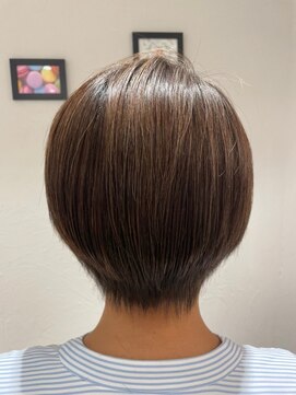 エクリ シセイドウ 麻布十番店(equri×SHISEIDO) 【麻布十番】大人スッキリハンサムショート