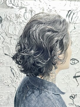 ベシドゥーズ(Besixdouze) 波巻きスパイラルパーマツイストスパイラルパーマメンズ