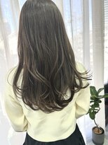 ミイク(miik.)&nbsp;大人ドーリーカール×くすみベージュ