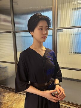 リンネ(Lin'ne) 刈り上げハンサムショート