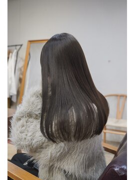 アリー 原宿 表参道(ALLY) 【ブリーチ無し】シアーグレージュ／9トーン