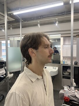 クロムトウキョウ ザ バーバー ネオン 新宿店(CHROM TOKYO the Barber ne/on) ミニウルフセンターパート