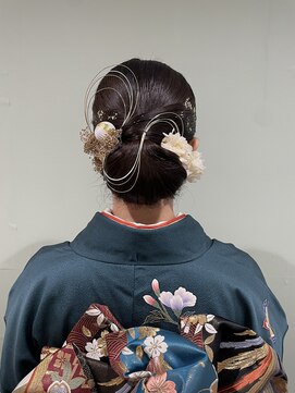 タイトな振袖スタイル