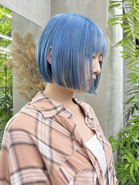 ギークス(GEEKS) 【GEEKS渋谷】冬カラー/水色/アイスブルー/ハイトーンボブ/小顔