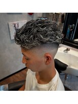 フェードアンドライン 青森店(FADE&LINE)&nbsp;極道パーマホワイトメッシュ