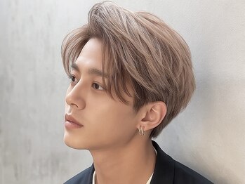 ナチュラル 沖縄店(Natural)の写真/【カット+シャンプー+まゆ毛カット￥4950】メンズでも通いやすい大好評サロン♪21:00まで営業中★