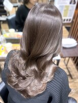 ハピネス クローバー 八木店(Happiness CLOVER)&nbsp;ダークブラウン/セミロングレイヤー/髪質改善