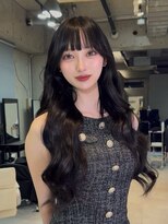 ベガ 福岡天神(VEGA)&nbsp;ロング　ケアブリーチ　ダークアッシュ　顔まわり　10代