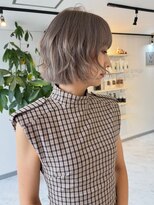 ヴィア 京都烏丸(Via)&nbsp;10代20代/ミルクティーグレージュ/ハイトーン／ブリーチ/ボブ