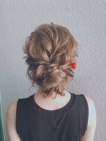 ヘアセットサロン アッシュ 神戸三宮(Ash) がっつりルーズシニョン＊ワンポイントアクセ