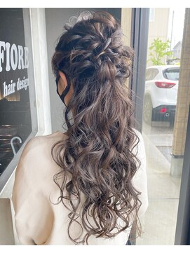 フィオーレ ヘアデザイン(FIORE hair design) ハーフアップ