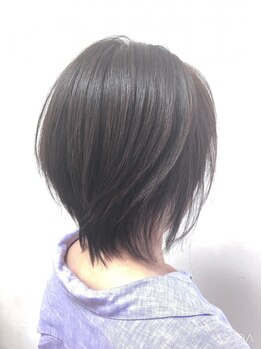 シャイニング ヤマテ(Shining yamate)の写真/白髪をオシャレにカバー★低ダメージなので何度でも染めれて綺麗な髪をキープできる!!【リピート率◎】