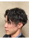 ツイスト耳掛けアップバング