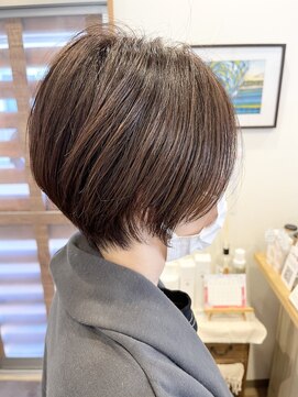 ヘアーデザイン アコースティック(Hair Design ACOUSTIC) オトナショート