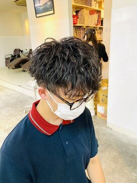 クオル 立川(QOL) ツイストスパイラル／マッシュ／ニュアンスパーマ／波巻きパーマ