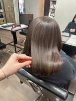 ヴィフ 大船(VIF)&nbsp;白髪ぼかし/ハイライトカラー/ボブ/ダークアッシュ/グレージュ