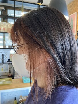 ルーミス バズヘアー(Loomis Buzzhair) 切りっぱなしボブ