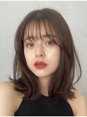 顔周りレイヤーカットくびれヘアミルクティーベージュカラー