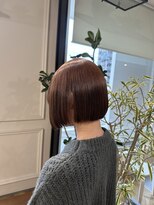ヤテ(yate')&nbsp;酸性ストレート/ぱっつりボブ/切りっぱなしボブ