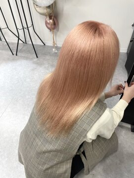 ペレ 渋谷(PELE) イメチェン/ホワイトブロンド/外ハネボブ/美髪/渋谷