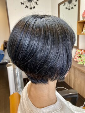 メイメーア(Ma Mere) ショートボブ