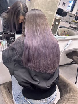 キング 高槻(K!ng) ハイライトカラーミルクティーベージュレイヤーカット