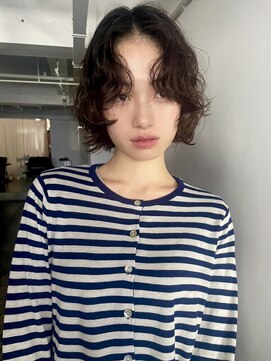 カイラ(KAILA) ショートボブレイヤーボブパーマスパイラルパーマ顔まわりカット