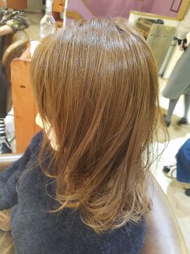 ネオリーブアイム 横浜西口店(Neolive aim) ミディアムベージュ