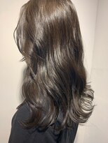 アンサム 二子玉川店(UNSOME) 【UNSOME二子玉川】アッシュグレー/セミロング