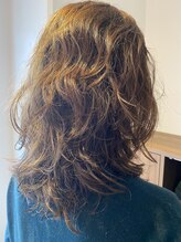 ジーヘアー エイトマインズ(G-Hair EIGHTMINDS) ゆるふわカール、グレージュカラー
