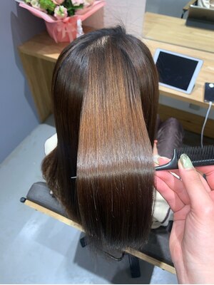 【武蔵新城駅3分】一人一人の髪質を見極めたオーダーメイドな提案で、憧れの柔らかいうるツヤ美髪が叶う◎