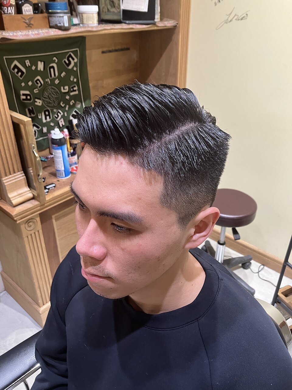 フェードカット／七三分け／刈り上げ／ビジネススタイル：L178697873