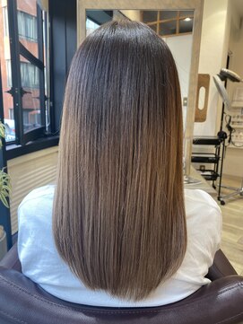 エクリ シセイドウ 麻布十番店(equri×SHISEIDO) 【麻布十番】酸熱トリートメント