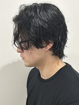 ヒュイル バイ ニアウ(Hwyl by Niau)&nbsp;メンズマッシュセンターパートスパイラルパーマニュアンスパーマ