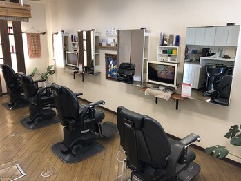 HAIR CLUB QUATTRO【ヘアークラブ　クアトロ】