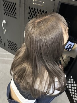 シアン(CYAN) シアーグレージュ