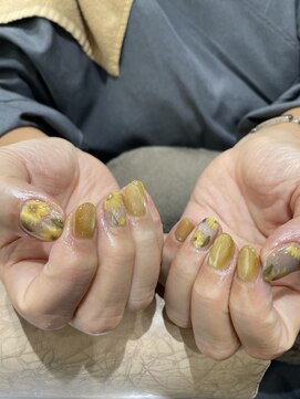 ピークアブー ワン(PEEK-A-BOO ONE) 【himawari nail】