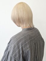 ココ 本八幡(KOKO)&nbsp;黒髪小顔クラゲヘアーオリーブグレーココアベージュ