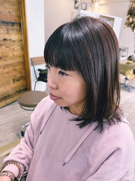 顔周りレイヤー/ミディアムレイヤー/アースカラー