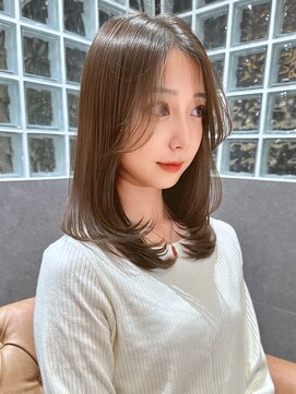 ロンド ジュルード 名古屋(Lond jeloud) 美しく垢抜けるミディアムレイヤー