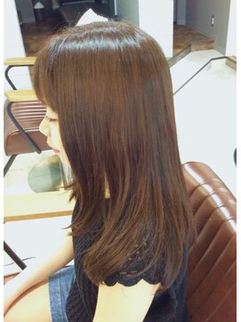 ヴァロ ヘアデザイン(valo Hair Design) ナチュラルストレート