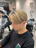 コワファーストナガサキシャンプーボーイ(COIFF1RST NAGASAKI SHAMPOO BOY)&nbsp;ハイトーン×センターパート！