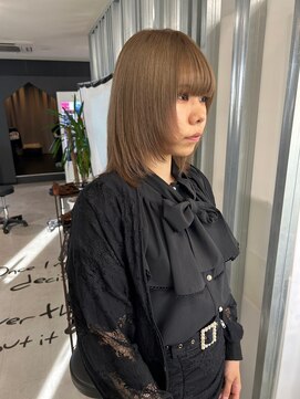 キング 梅田(K!ng) 【梅田】ケアブリーチダブルカラーミルクティーベージュ